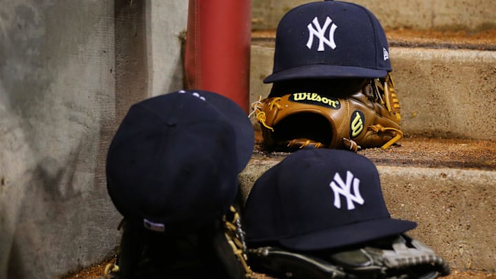 May 9, 2017; Cincinnati, OH, USA; A view of official New Era on field hats of the New York Yankees on the steps of the dugout at Great American Ball Park. Mandatory Credit: Aaron Doster-Imagn Images May 9, 2017; Cincinnati, OH, USA; A view of official New Era on field hats of the New York Yankees on the steps of the dugout at Great American Ball Park. Mandatory Credit: Aaron Doster-Imagn Images