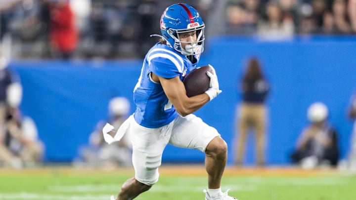 Jan 8, 2026; Glendale, AZ, USA; Mississippi Rebels wide receiver Cayden Lee (19) against the Miami Hurricanes during the 2026 Fiesta Bowl and semifinal game of the College Football Playoff at State Farm Stadium. Mandatory Credit: Mark J. Rebilas-Imagn Images
