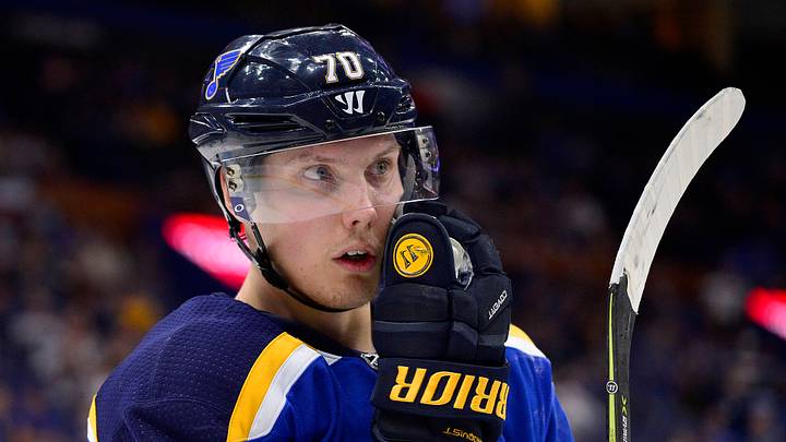 Sep 20, 2017; St. Louis, MO, USA; St. Louis Blues center Oskar Sundqvist (70) talks with teammates during the second period against the Columbus Blue Jackets at Scottrade Center. Mandatory Credit: Jeff Curry-USA TODAY Sports Sep 20, 2017; St. Louis, MO, USA; St. Louis Blues center Oskar Sundqvist (70) talks with teammates during the second period against the Columbus Blue Jackets at Scottrade Center. Mandatory Credit: Jeff Curry-USA TODAY Sports