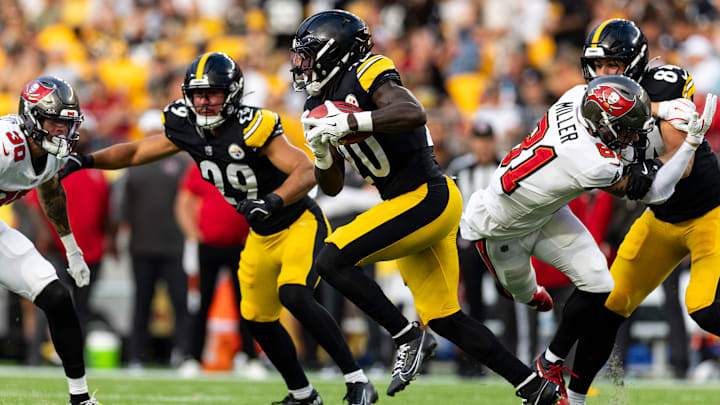 Tampa Bay Buccaneers v Pittsburgh Steelers - NFL Preseason 2025