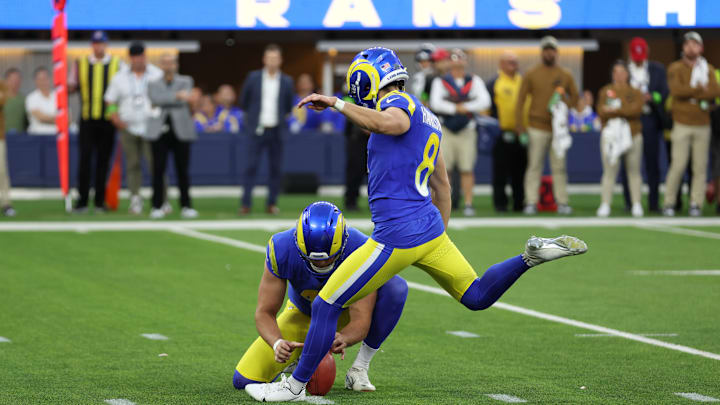 Seattle Seahawks v Los Angeles Rams, Lucas Havrisik