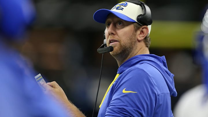 Nov 20, 2022; New Orleans, Louisiana, USA; Los Angeles Rams offensive coordinator Liam Coen in the second quarter against the New Orleans Saints at the Caesars Superdome. Mandatory Credit: Chuck Cook-Imagn Images Nov 20, 2022; New Orleans, Louisiana, USA; Los Angeles Rams offensive coordinator Liam Coen in the second quarter against the New Orleans Saints at the Caesars Superdome. Mandatory Credit: Chuck Cook-Imagn Images