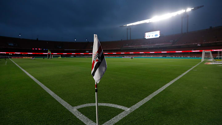 Estádio tem capacidade para cerca de 60 mil torcedores Estádio tem capacidade para cerca de 60 mil torcedores