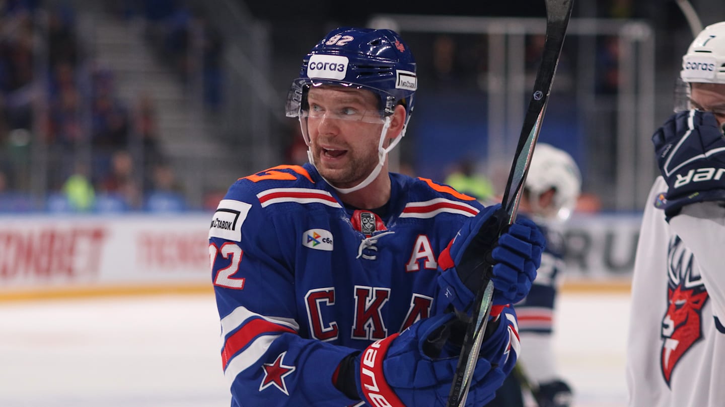 Could the Maple Leafs sign former Stanley Cup champion before season starts?