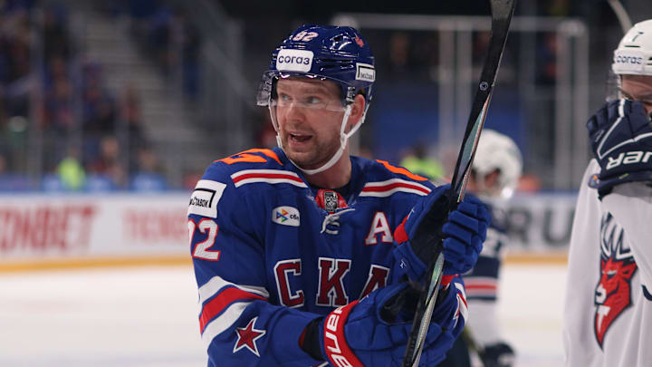 Evgeny Kuznetsov, known as Yevgeni Kuznetsov (92) SKA Hockey...