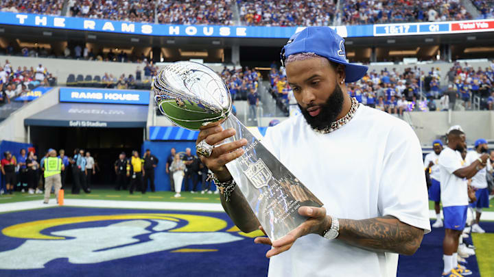 Buffalo Bills v Los Angeles Rams