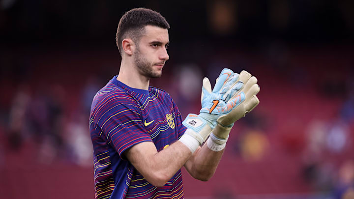 Joan Garcia a fait les éloges de Thibaut Courtois en interview. Joan Garcia a fait les éloges de Thibaut Courtois en interview.