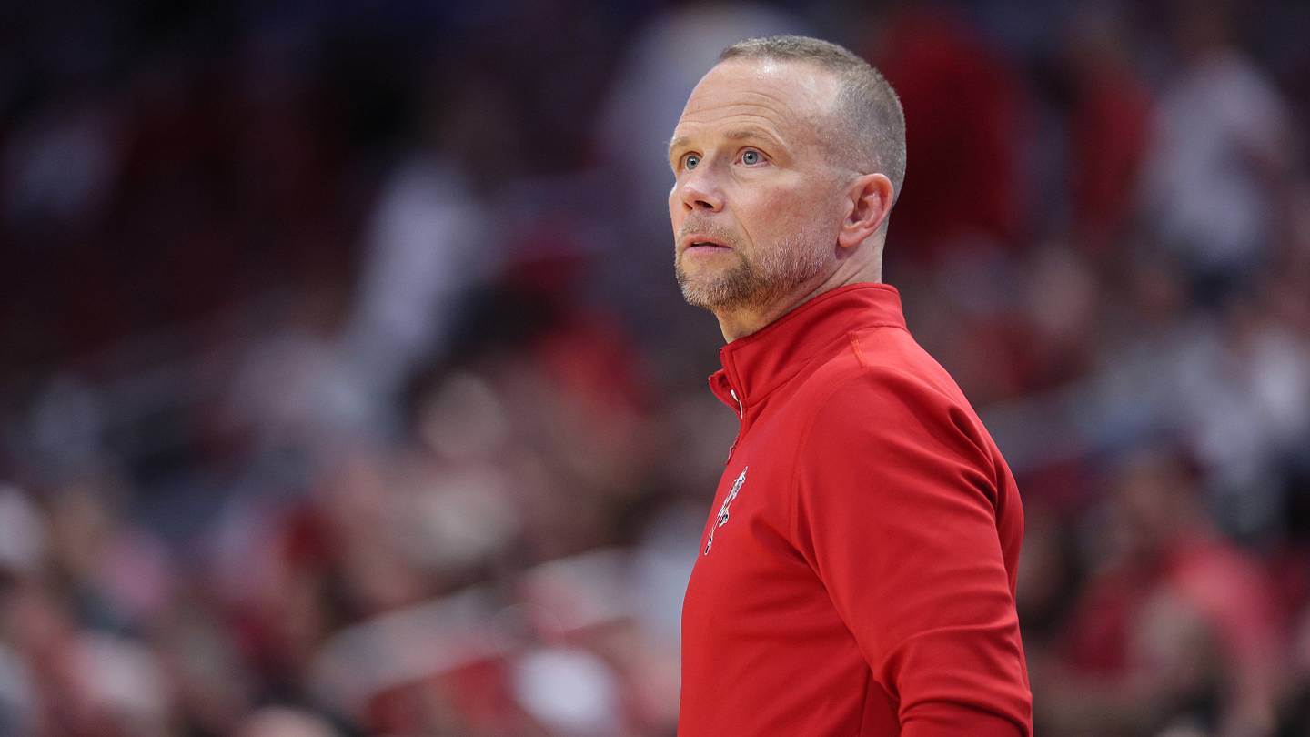Louisville Basketball's Dramatic Turnaround: 20-6 and NCAA Bound!