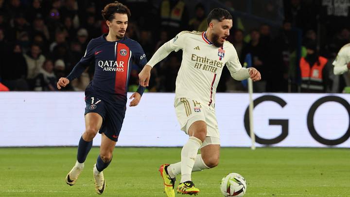 Paris Saint-Germain v Olympique Lyon - Ligue 1 Uber Eats Paris Saint-Germain v Olympique Lyon - Ligue 1 Uber Eats