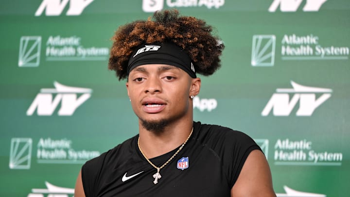 New York Jets quarterback Justin Fields
