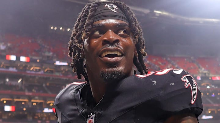 Oct 13, 2025; Atlanta, Georgia, USA; Atlanta Falcons linebacker Deangelo Malone (51) during a game against the Buffalo Bills at Mercedes-Benz Stadium. Mandatory Credit: Brett Davis-Imagn Images Oct 13, 2025; Atlanta, Georgia, USA; Atlanta Falcons linebacker Deangelo Malone (51) during a game against the Buffalo Bills at Mercedes-Benz Stadium. Mandatory Credit: Brett Davis-Imagn Images