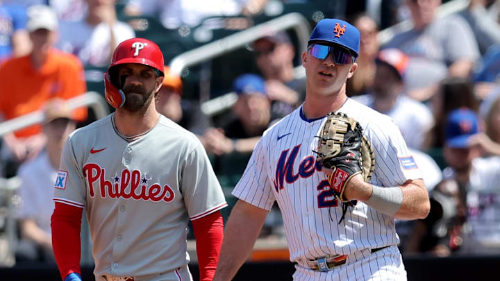 Philadelphia Phillies first baseman Bryce Harper will wear other team colors on his footwear.