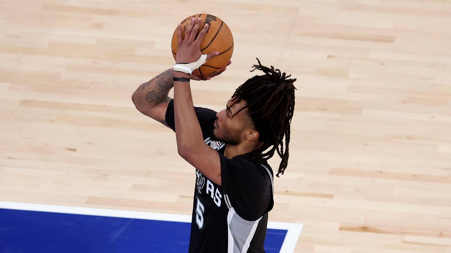 Stephon Castle 'Sent Signals' During Draft to Avoid Rockets
