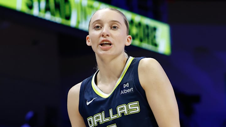 Aug 22, 2025; Arlington, Texas, USA; Dallas Wings guard Paige Bueckers (5) reacts against the Seattle Storm during the second half at College Park Center. Mandatory Credit: Chris Jones-Imagn Images Aug 22, 2025; Arlington, Texas, USA; Dallas Wings guard Paige Bueckers (5) reacts against the Seattle Storm during the second half at College Park Center. Mandatory Credit: Chris Jones-Imagn Images