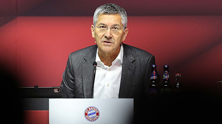 Herbert Hainer verteidigt die Bayern-Mannschaft Herbert Hainer verteidigt die Bayern-Mannschaft