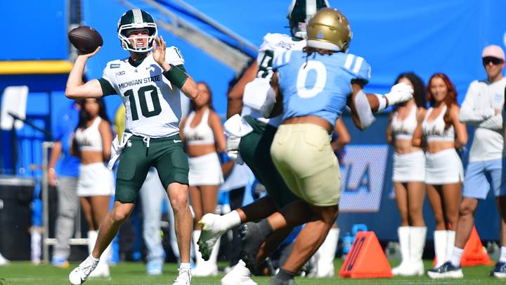 Oct 24, 2026; Pasadena, California, USA; Michigan State Spartans quarterback Kayd Coffman (10) rolls out during the first half against the UCLA Bruins at Rose Bowl. Mandatory Credit: Gary A. Vasquez-Imagn Images Oct 24, 2026; Pasadena, California, USA; Michigan State Spartans quarterback Kayd Coffman (10) rolls out during the first half against the UCLA Bruins at Rose Bowl. Mandatory Credit: Gary A. Vasquez-Imagn Images
