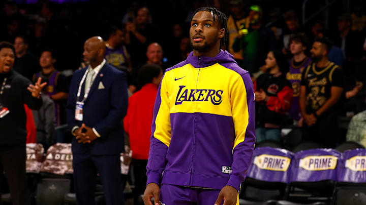 Bronny James ha visto muy poca acción acción en seis juegos con Lakers en esta zafra de NBA