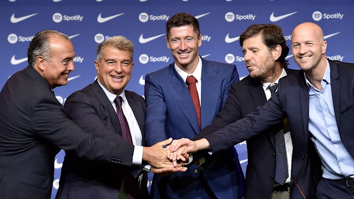 Il Barcellona presenta Lewandowski