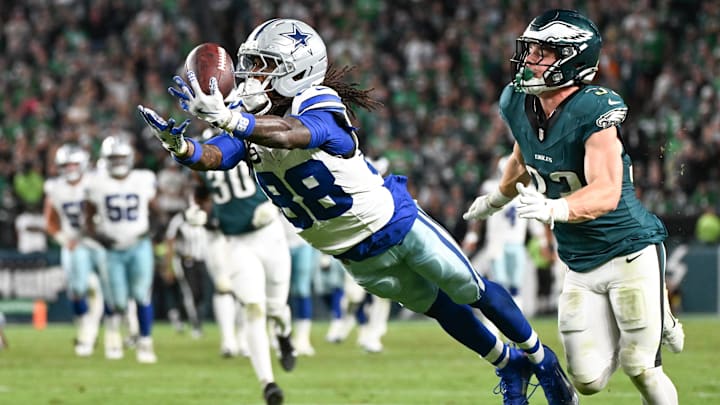 Sep 4, 2025; Philadelphia, Pennsylvania, USA; Dallas Cowboys wide receiver CeeDee Lamb (88) is unable to make a reception defended by Philadelphia Eagles cornerback Cooper DeJean (33) during the fourth quarter of the game at Lincoln Financial Field. Mandatory Credit: Eric Hartline-Imagn Images