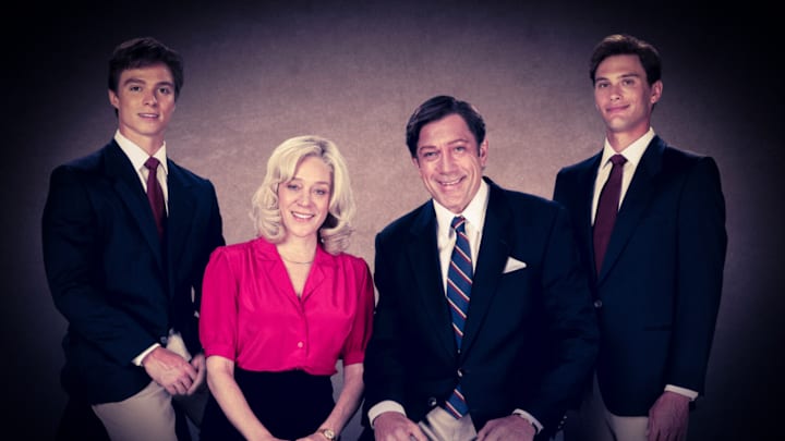 Nicholas Chavez as Lyle Menendez, Chloë Sevigny as Kitty Menendez, Javier Bardem as Jose Menendez, Cooper Koch as Erik Menendez in Monsters: The Lyle And Erik Menendez Story. Cr. Courtesy Of Netflix © 2024