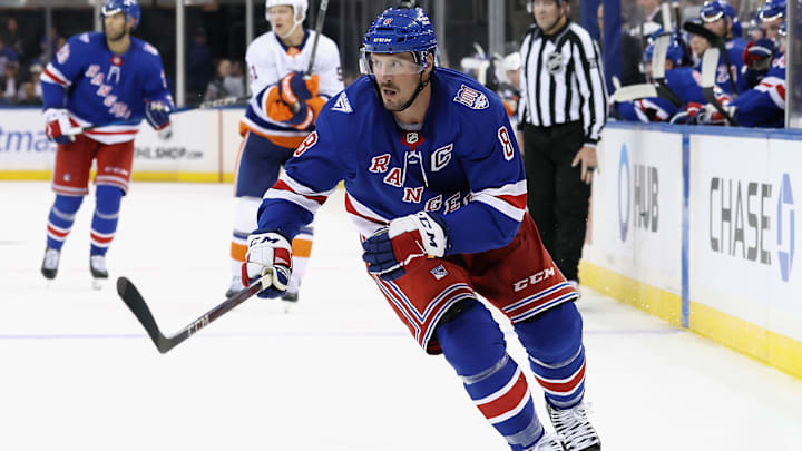 New York Islanders v New York Rangers