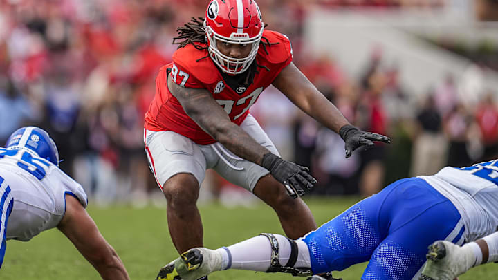 Oct 4, 2025; Athens, Georgia, USA; Georgia Bulldogs defensive lineman Jordan Thomas (97) fights off blocks to rush the Kentucky Wildcats quarterback at Sanford Stadium. Mandatory Credit: Dale Zanine-Imagn Images
