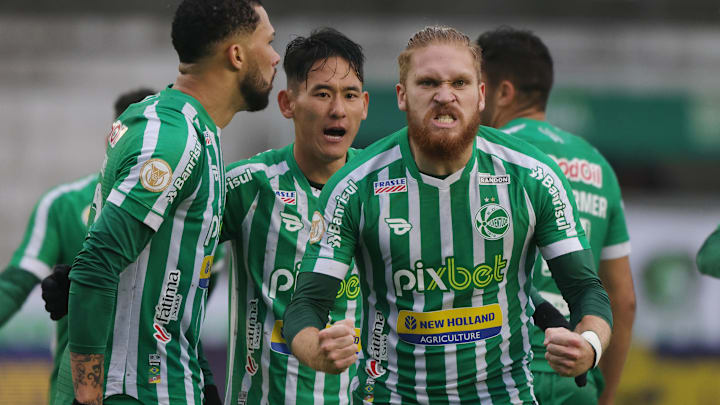 Pitta marca duas vezes, e Juventude empata com o Botafogo em jogo da 23ª rodada do Brasileirão. Pitta marca duas vezes, e Juventude empata com o Botafogo em jogo da 23ª rodada do Brasileirão.