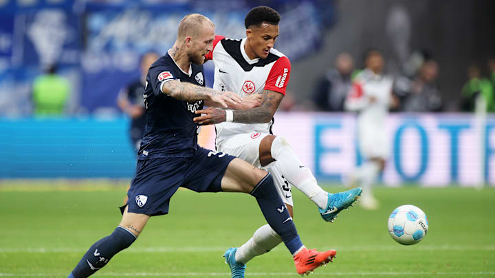 Tuta (rechts) soll bei der Eintracht verlängern