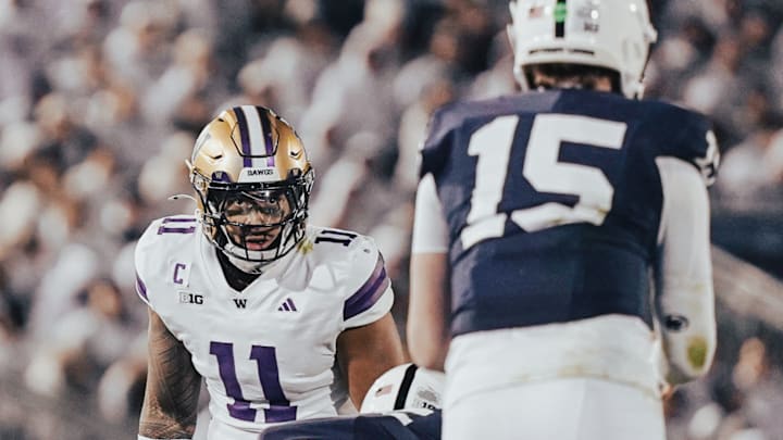 An ominous looking Alphonzo Tuputala stares down Penn State QB Drew Allar. 