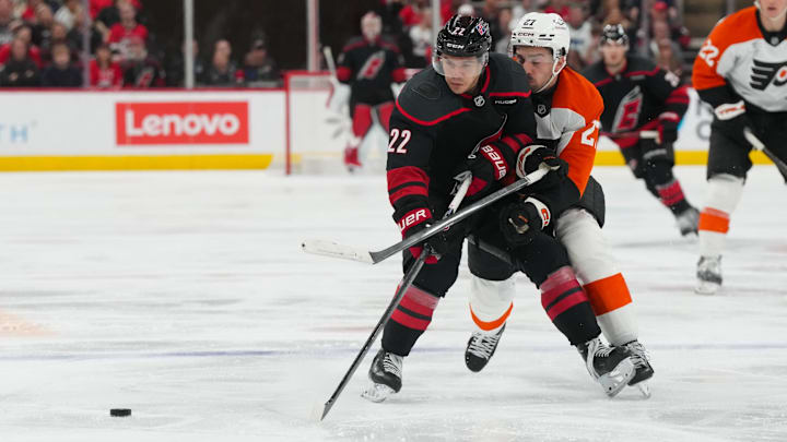 Logan Stankoven and the Hurricanes are home favorites against the Flyers.