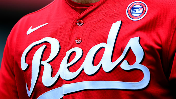 Cincinnati Reds jersey