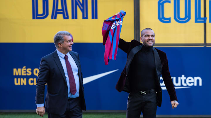 Dani Alves jugará ante Boca Juniors