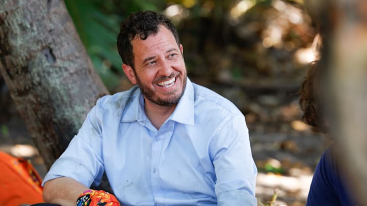 “Epic Party” – 24 returning players are abandoned on the islands of Fiji for a monumental 50th season, with the chance to win $1 million. The theme of the season, “In the Hands of the Fans,” quickly materializes as decisions from the fan vote swiftly and forcefully impact the game in Survivor 50. Photo: Robert Voets/CBS ©2025 CBS Broadcasting, Inc. All Rights Reserved.