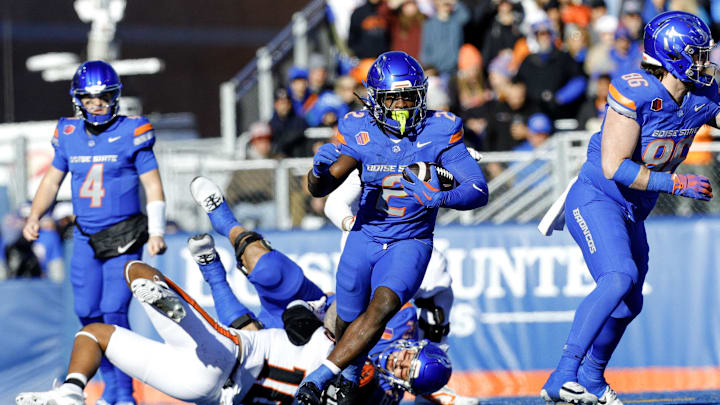 Boise State Broncos running back Ashton Jeanty during the second half against the Oregon State Beavers Boise State Broncos running back Ashton Jeanty during the second half against the Oregon State Beavers