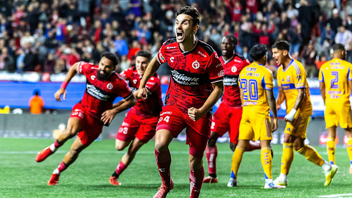 Tijuana v Tigres UANL - Playoffs Torneo Apertura 2025 Liga MX