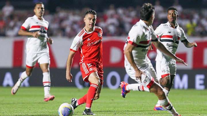 Inter e São Paulo disputam vaga na primeira metade da tabela do Brasileirão 