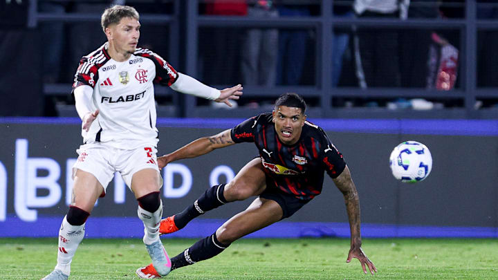 Flamengo recebe o Bragantino no Maracanã para jogo da rodada 35 do Brasileirão 