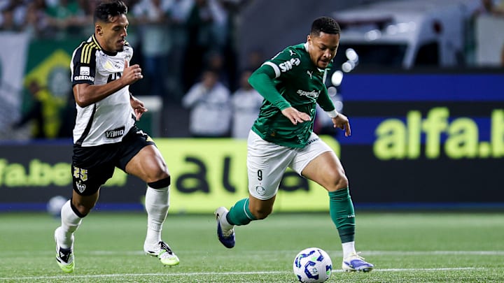 Atlético-MG e Palmeiras se enfrentam na Arena MRV