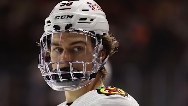 Chicago Blackhawks v Arizona Coyotes