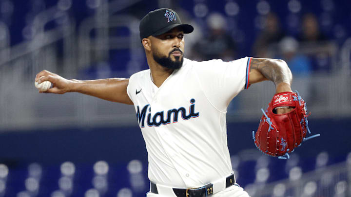 Parece inevitable la salida de Miami Marlins del dominicano Sandy Alcántara 