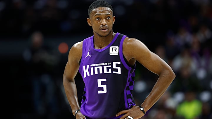 Philadelphia 76ers v Sacramento Kings