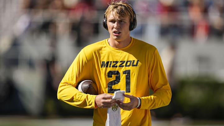 Nov 4, 2023; Athens, Georgia, USA; Missouri Tigers quarterback Sam Horn (21) on the field before the game against the Georgia Bulldogs at Sanford Stadium. Mandatory Credit: Dale Zanine-Imagn Images Nov 4, 2023; Athens, Georgia, USA; Missouri Tigers quarterback Sam Horn (21) on the field before the game against the Georgia Bulldogs at Sanford Stadium. Mandatory Credit: Dale Zanine-Imagn Images