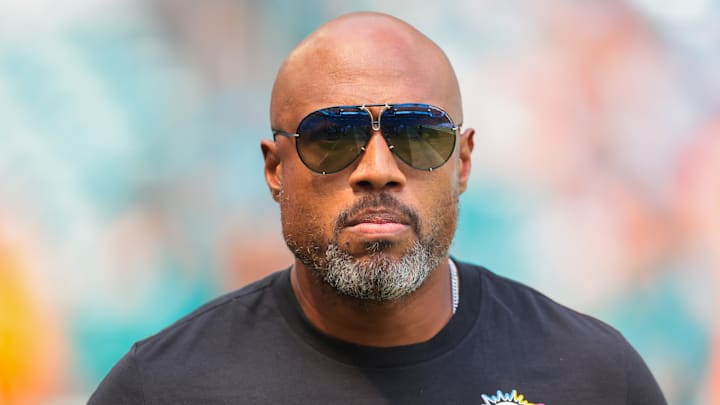 Miami Dolphins defensive coordinator Anthony Weaver looks on before the game against the Los Angeles Chargers at Hard Rock Stadium.