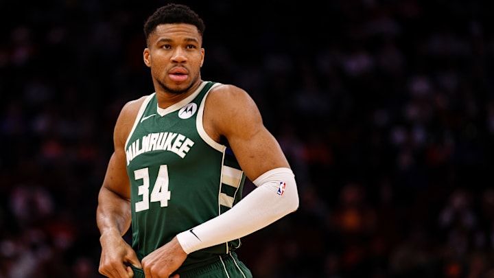 Milwaukee Bucks v Houston Rockets