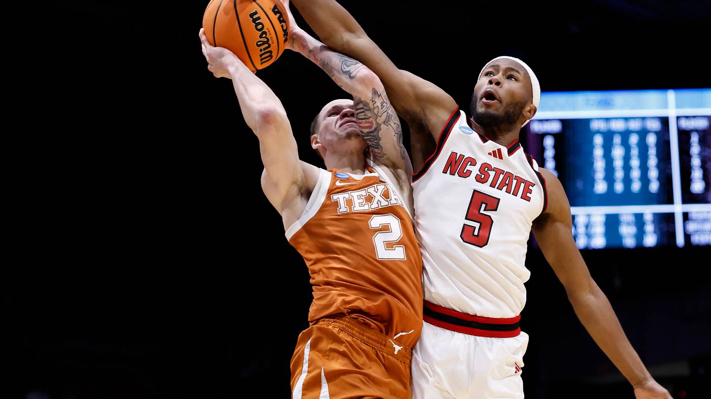 Cincinnati Bearcats cerca un nuovo giocatore per completare la rosa 2026-27, con interesse per Tre Holloman