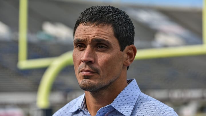 ESPN college football analyst David Pollack picked the winner of Week 10's SEC matchup between Vanderbilt and Texas.