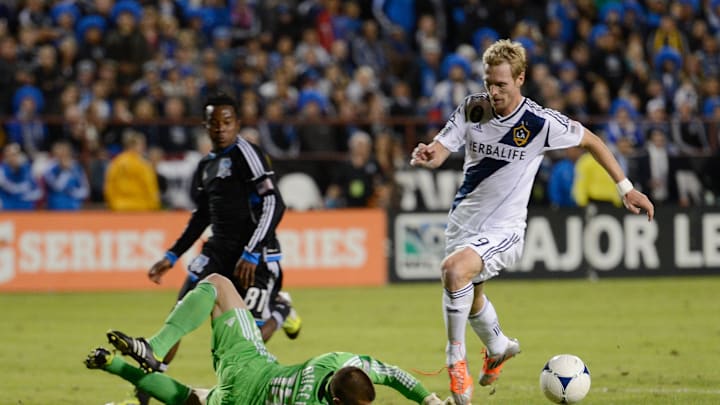 Los Angeles Galaxy v San Jose Earthquakes - Western Conference Semifinals