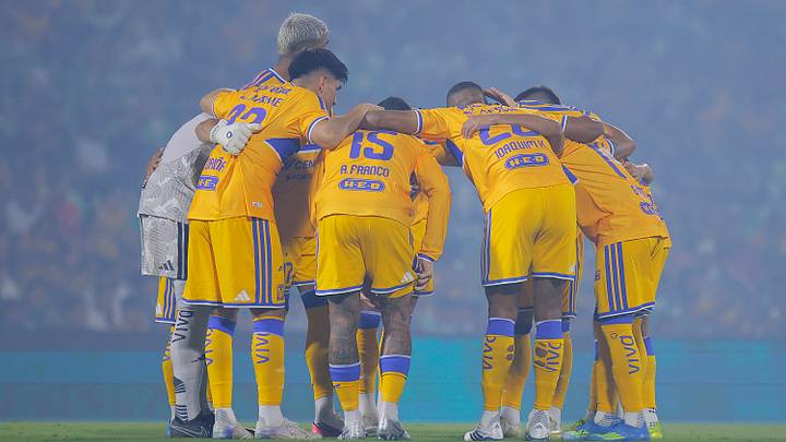 Santos Laguna v Tigres UANL - Torneo Apertura 2026 Liga MX