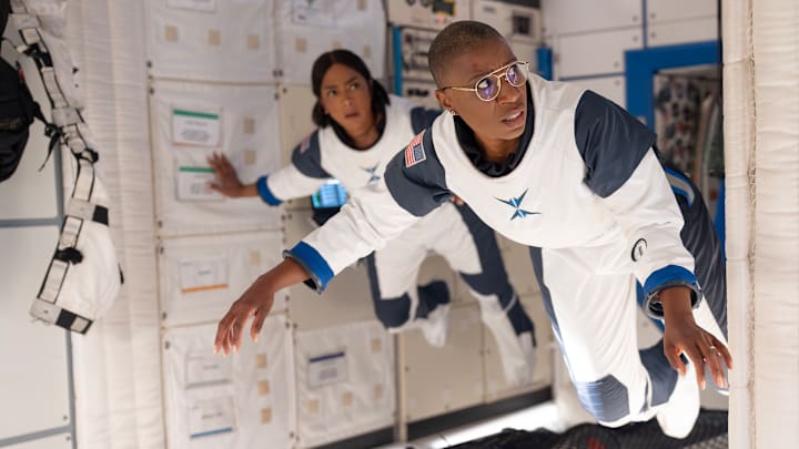 9-1-1 -“The Sky is Falling” - Athena and Hen face increasing dangers in space as friends both near and far try to get them home safely. Meanwhile, the 118 continues to help victims of the geostorm and falling debris. Mark Consuelos guest stars. THURSDAY, OCT. 23 (8:00-9:00 p.m. EDT) on ABC. (Disney/Christopher Willard)
ANGELA BASSETT, AISHA HINDS 9-1-1 -“The Sky is Falling” - Athena and Hen face increasing dangers in space as friends both near and far try to get them home safely. Meanwhile, the 118 continues to help victims of the geostorm and falling debris. Mark Consuelos guest stars. THURSDAY, OCT. 23 (8:00-9:00 p.m. EDT) on ABC. (Disney/Christopher Willard)
ANGELA BASSETT, AISHA HINDS