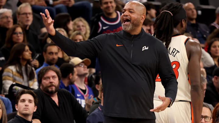 Detroit Pistons head coach JB Bickerstaff during the fourth quarter against the LA Clippers at Intuit Dome. Mandatory Credit: Jason Parkhurst-Imagn Images